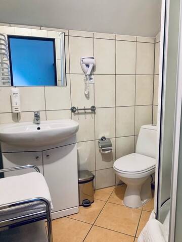 Фото номера Двухместный номер Делюкс с 1 кроватью и балконом Курортные отели Dworek Romanowski г. Sułowo 3